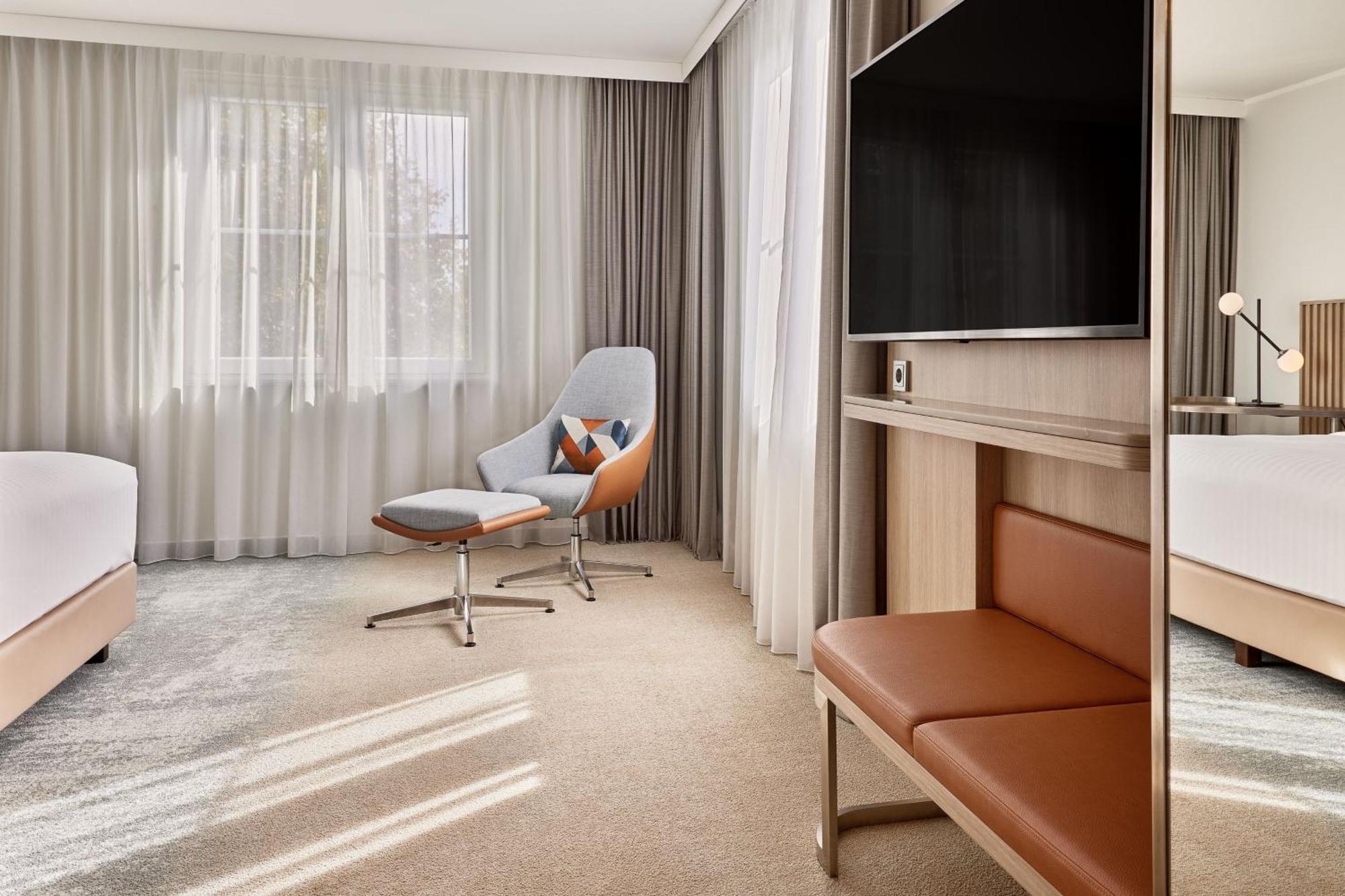 Corner King Room with Inland View,1708190899:JPEG