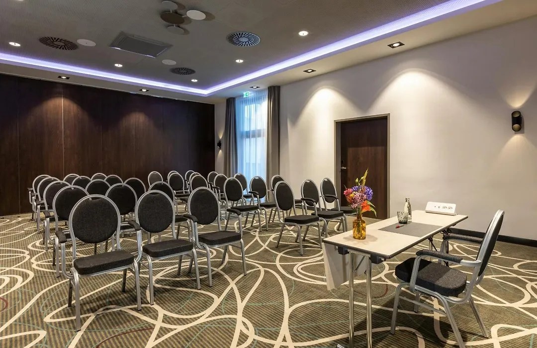 Leonardo Hotel Dortmund-1